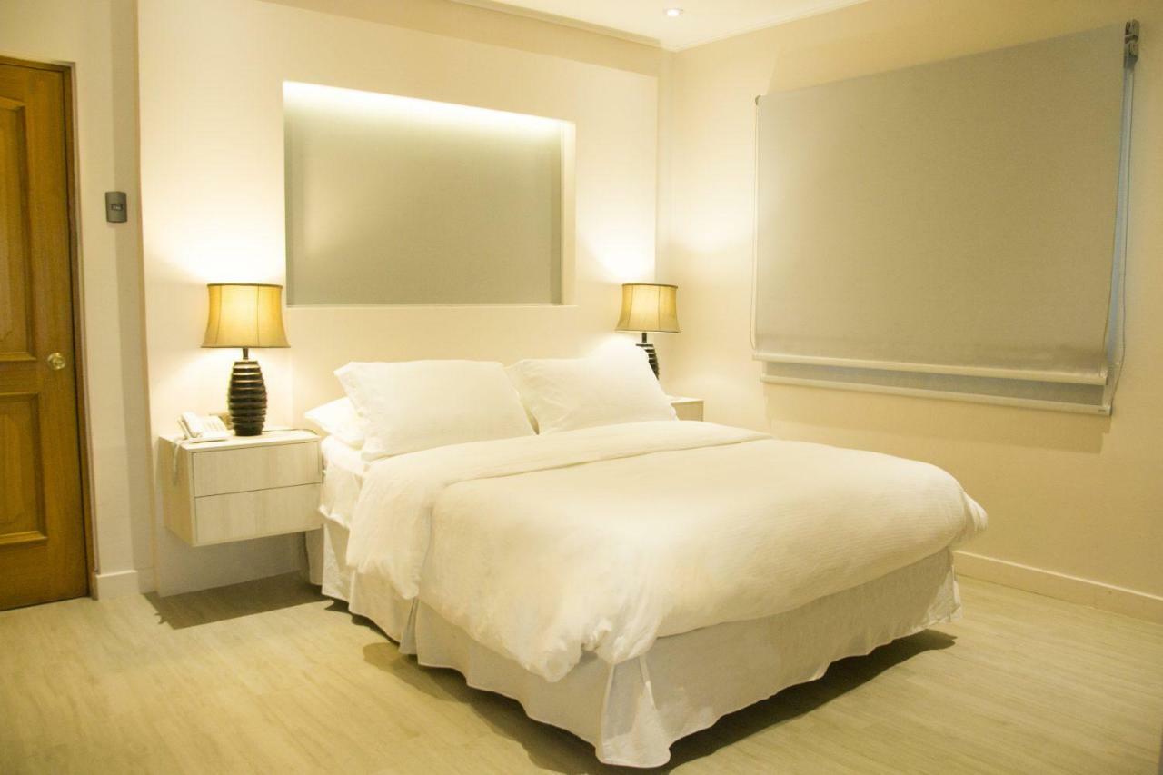 Hotel Puerto De Vega Валенар Екстериор снимка
